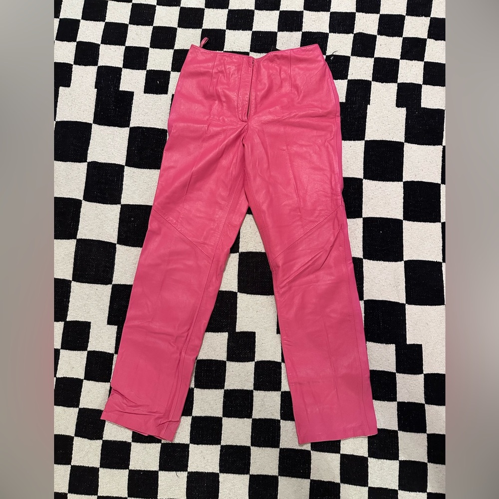 Révue pink leather pants